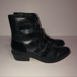 Forever 21 Winklepicker Ankle Boots